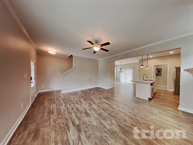 Photo - 111 Cottage Ct