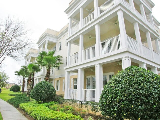 Lovely 3/2 Luxury Condo In Reunion - Lovely 3/2 Luxury Condo In Reunion