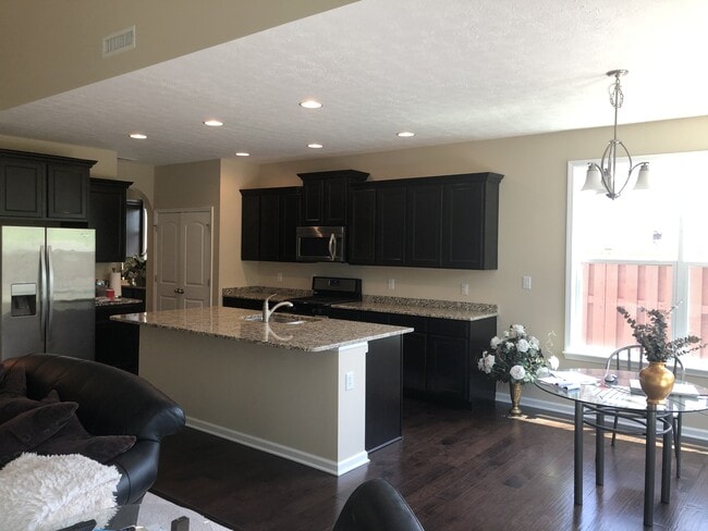 6581 W Black Tail Way