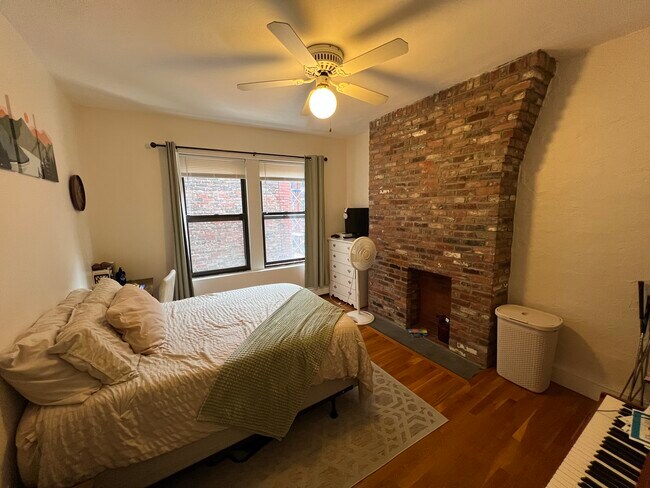 Building Photo - 11 Worcester St Unit 2 Rental