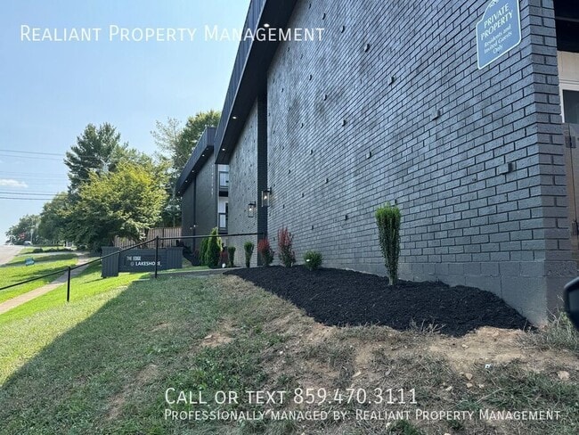 Photo - 209 Lakeshore Dr Unit 9
