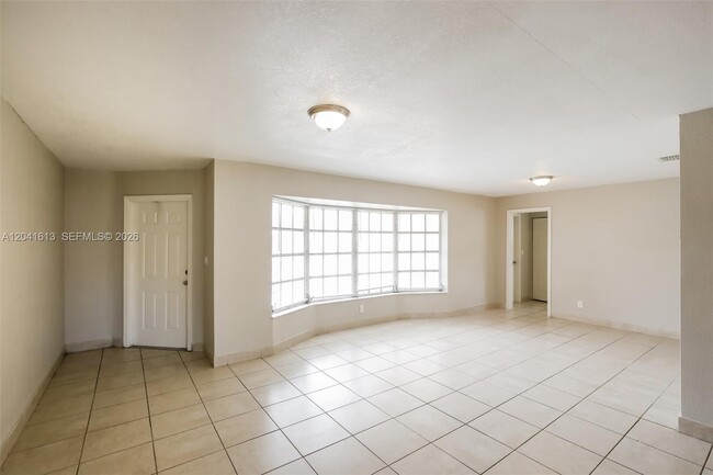 Photo - 3333 NW 32nd Ct