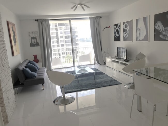 Photo - 770 Claughton Island Dr Unit 1011