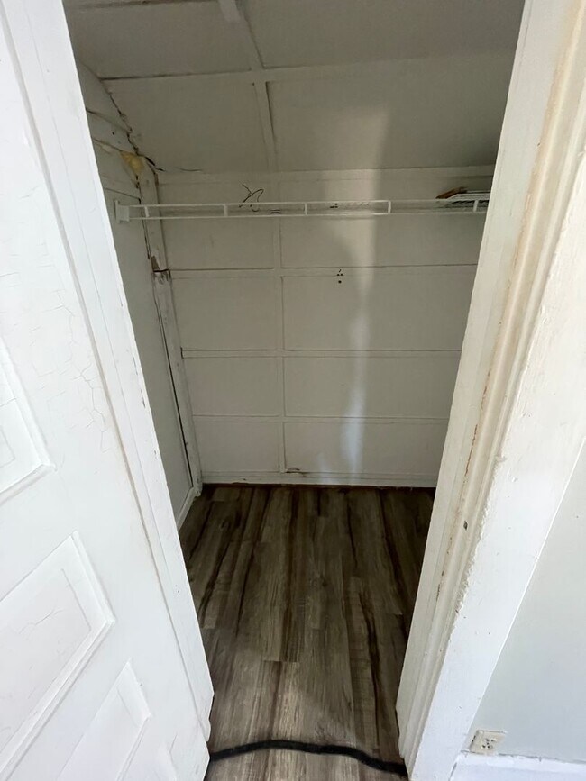 Photo - 1523 E Washington St Unit 2