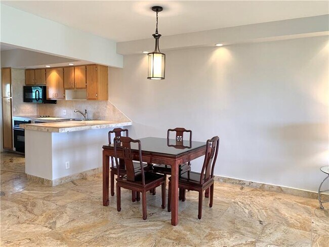 Photo - 2950 N Palm Aire Dr Unit 305