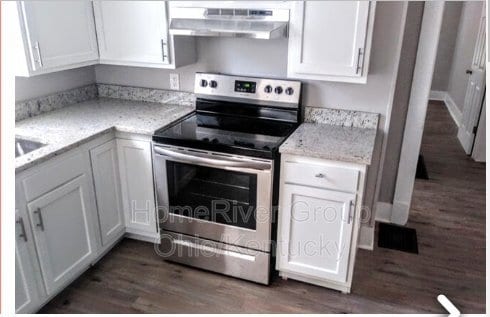 Photo - 321 S 43rd St