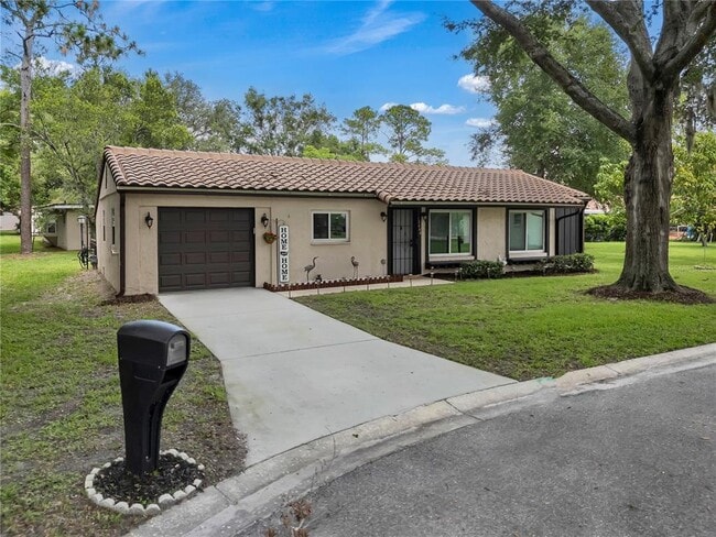 Photo - 10444 Kingbrook Ln