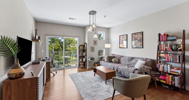 Photo - 1122 Litton Ave Unit 319
