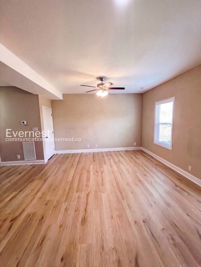 Photo - 3385 Polly Dr