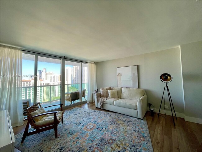 Building Photo - 100 Bayview Dr Unit 2130 Rental