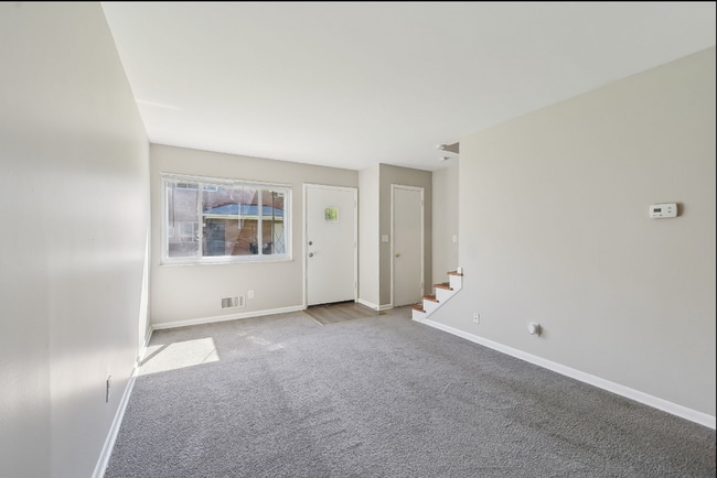 Worthington Court Townhomes