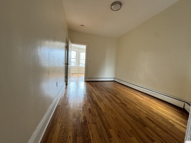 Photo - 151 Wilkinson Ave Unit 3L