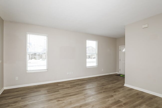 Photo - 4049 Mossy Bank Rd