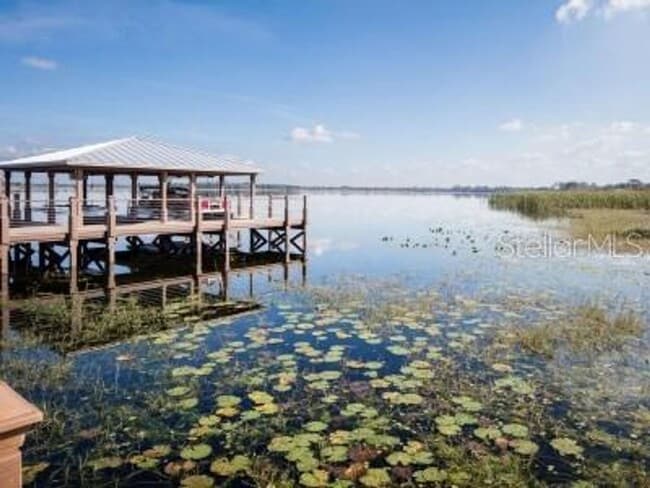 Building Photo - Twin Lakes 1/2 Duplex Rental