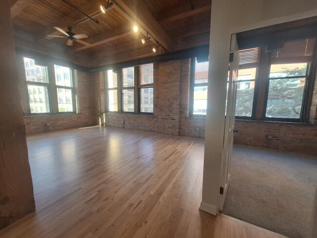 Photo - 331 S Peoria St Unit 204