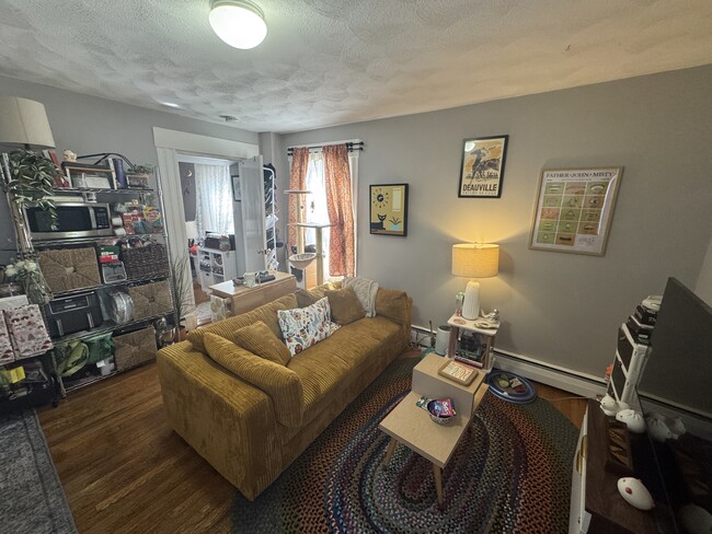 639 Somerville Ave Unit 1