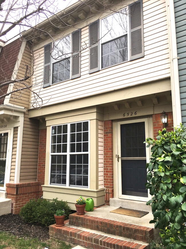 Building Photo - 6526 Medinah Ln