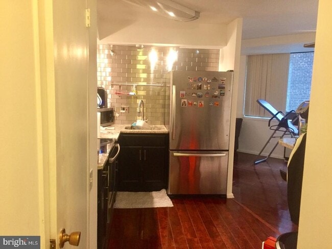 Photo - 1420 Locust St Apartment Unit 6B