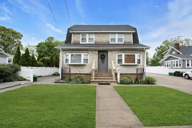 Photo - 217 Rocklyn Ave Apartment