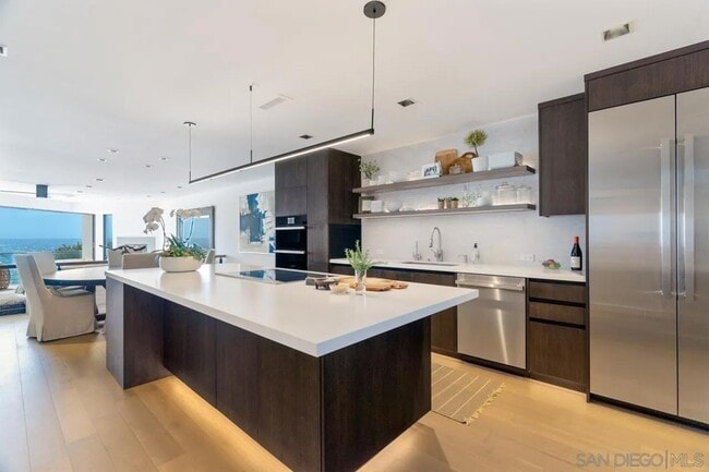 Photo - 135 S Sierra Ave Unidad 32