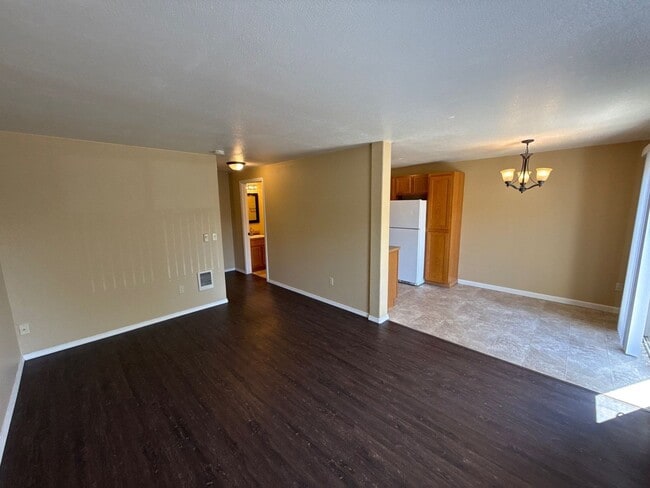 Photo - 2574 16th Ave SE