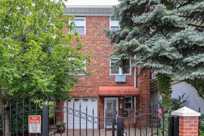 Building Photo - 56-25 Remsen Pl Unit 3 Rental