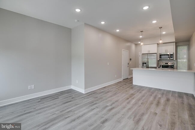 Photo - 2019 N College Ave Unit 3
