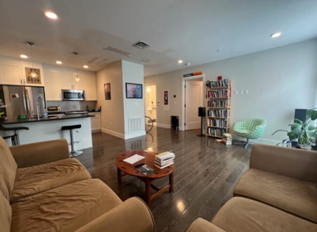 Photo - 438 McGrath Hwy Apartment Unit 304
