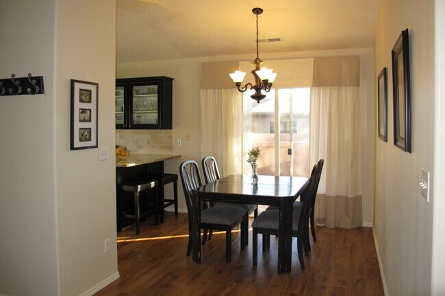 444 Sunland Dr Unit 1