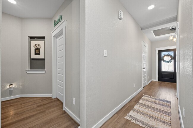 Photo - 30301 Kingston Heath Dr House