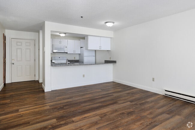 1BR, 1BA - 650SF - Dining Room - Liberty Place Apartments