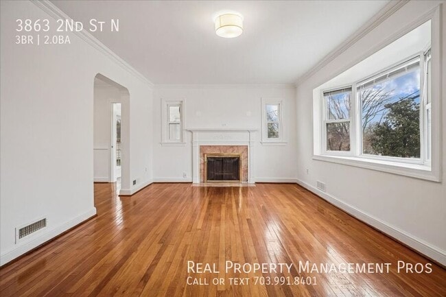 Photo - 3863 2nd St N