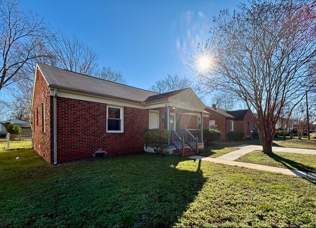 Photo - 321 Jefferson Ave