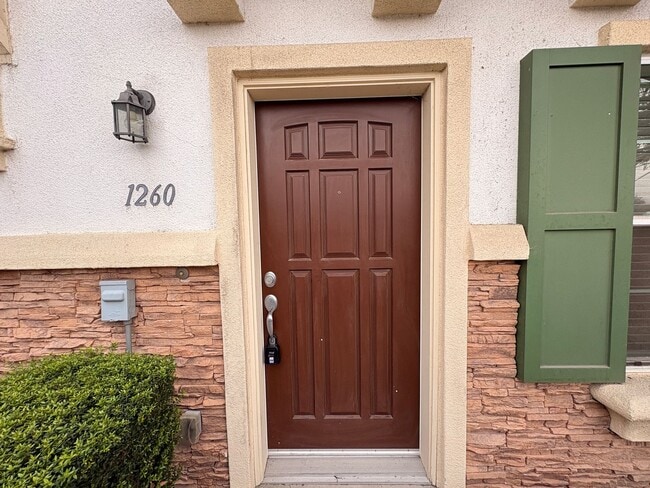 Photo - 2 Bed, 2.5 Bath in Anaheim!