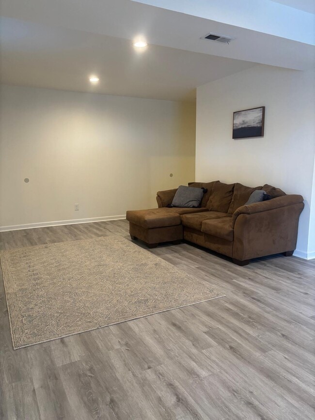 Photo - 19917 Knollcross Dr Unit Luxury basement apartment