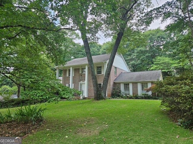 Photo - 615 Kings Rd