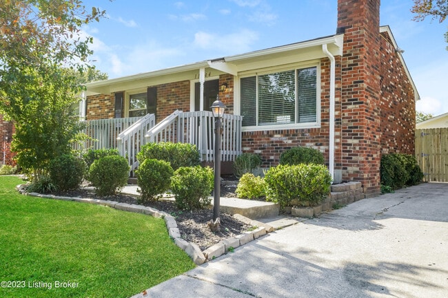 Photo - 11004 Albion Dr