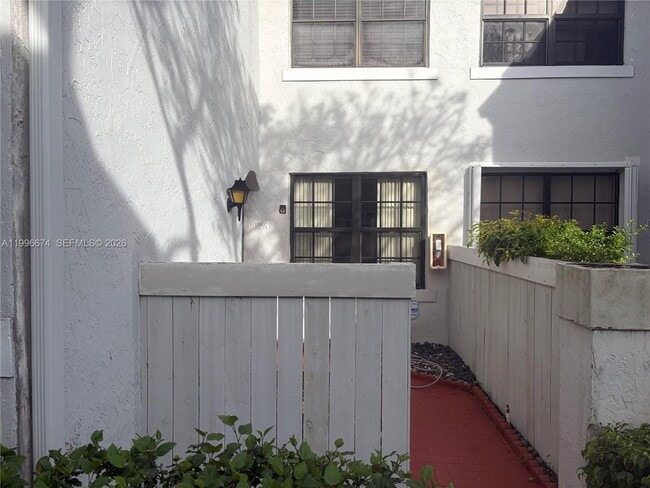 Building Photo - 11992 NW 11th St Unit 11992