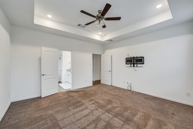 Photo - 31618 Donoso Dr