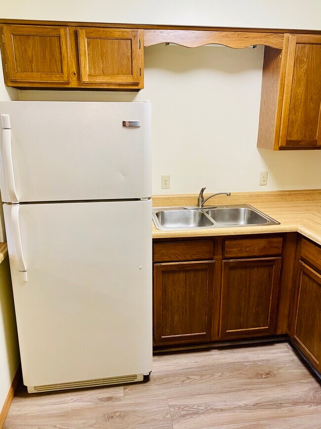 35 Cedarcrest Ct Unit 2