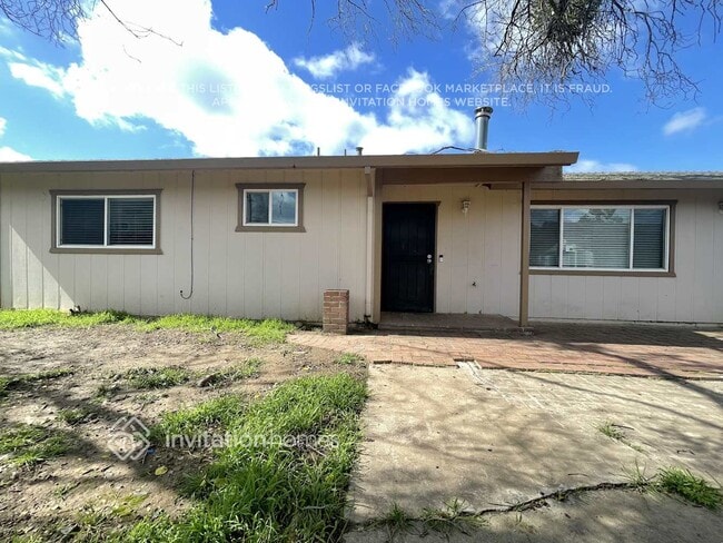 Building Photo - 12171 Dry Creek Rd