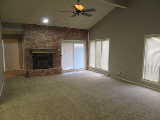Photo - 5106 1st Pl