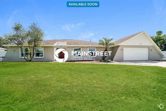 Building Photo - 1725 SW 2nd Pl Rental