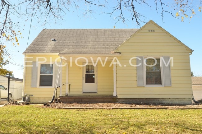 Building Photo - 1225 Oakland Rd NE