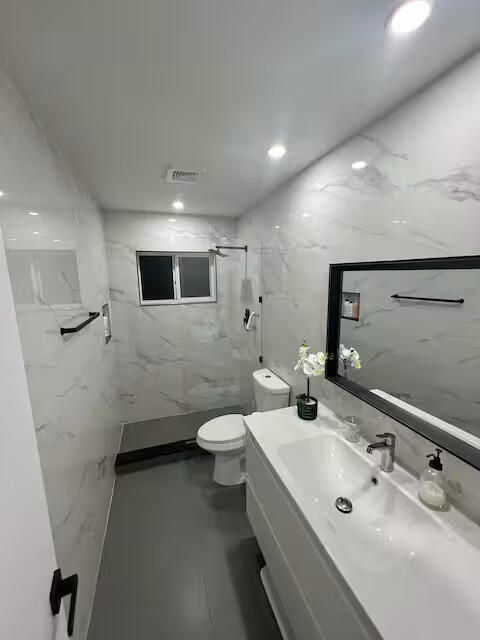 Photo - 739 SE 12th Ave