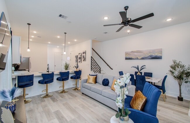 Photo - 1616 Benson St