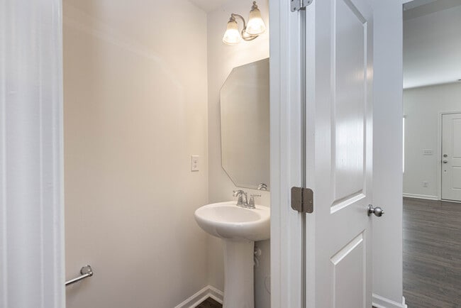 Photo - GREAT 2 Bedroom Townhome Regent Park - AVAILABLE MAY 2026