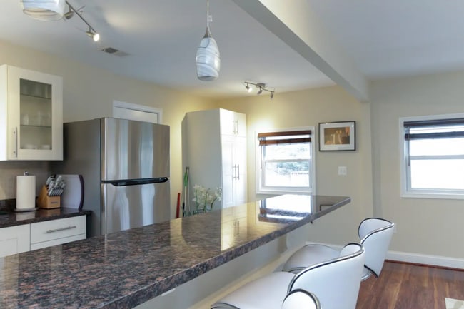 Photo - 2708 Arlington Blvd