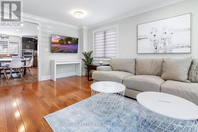 Photo - 186 Lincoln Rd W