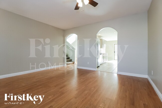Photo - 25193 W Cranston Ln